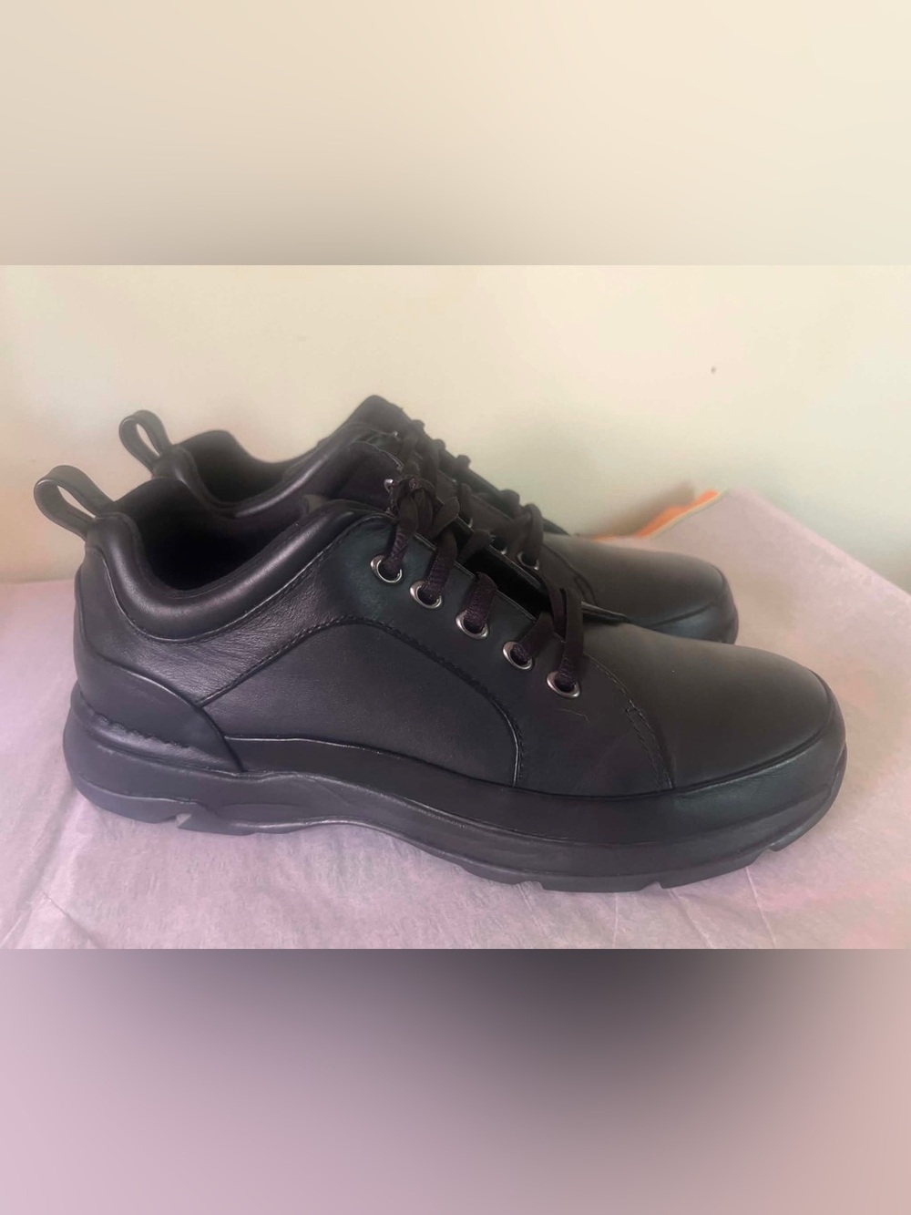 Rockport Women's Black Leather Lace-Up Casual Sneakers